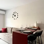 Av Luxury Apartman
