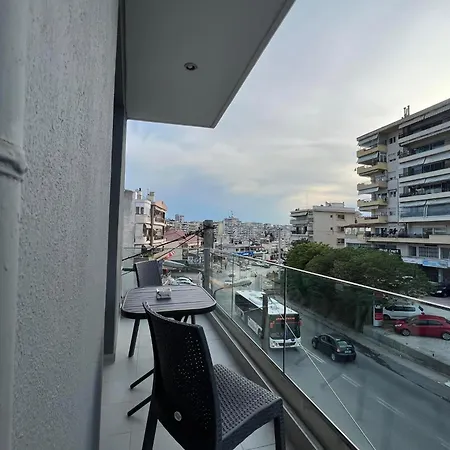 Av Luxury Apartamento Tessalónica